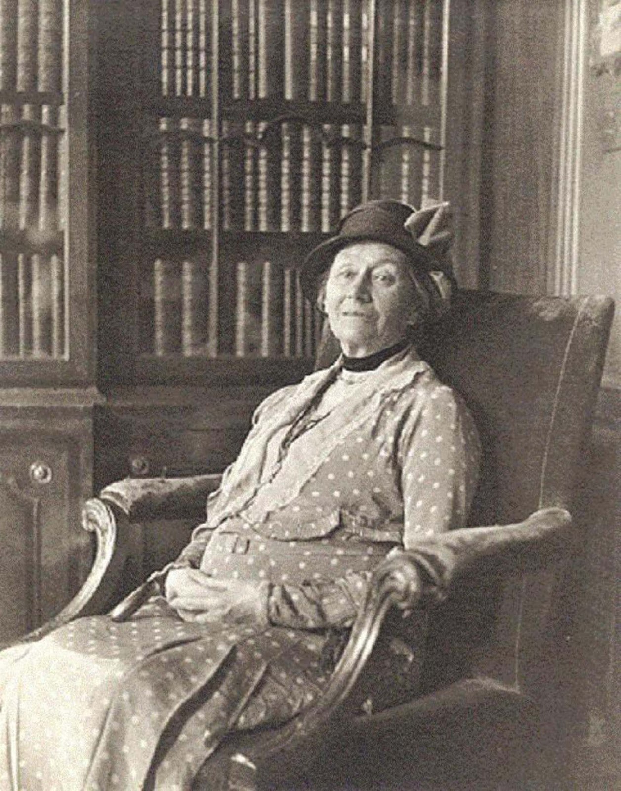 Photograph — Alice Hargreaves in 1932, age 80